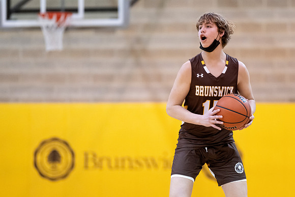 basketball_2022-01-22_dburns_2263
