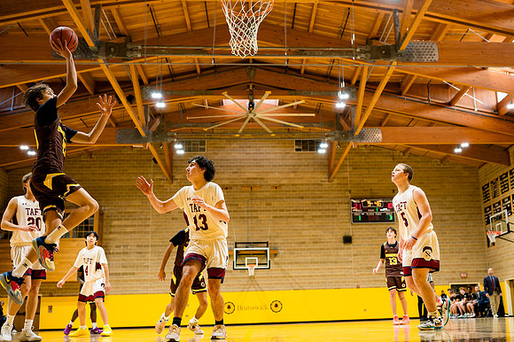 basketball_jv_2024-120-07_ah_0116