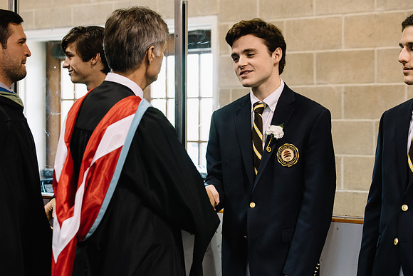 graduation16_hp_9659