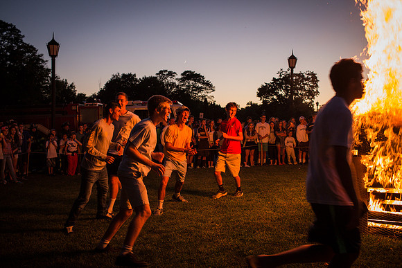 homecoming14_bonfire_jk_2592