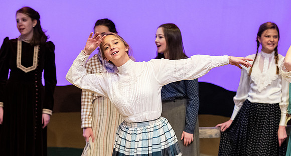 oklahoma_wintermusical_us_dburns_0277