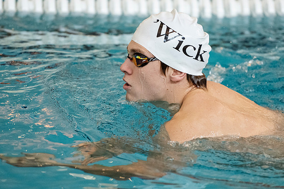 swimming_2021-01-06_dburns_0657