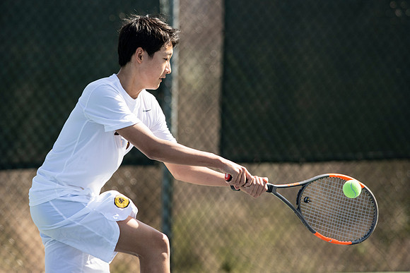 tennis_jv_2022-04-13_dburns_6562
