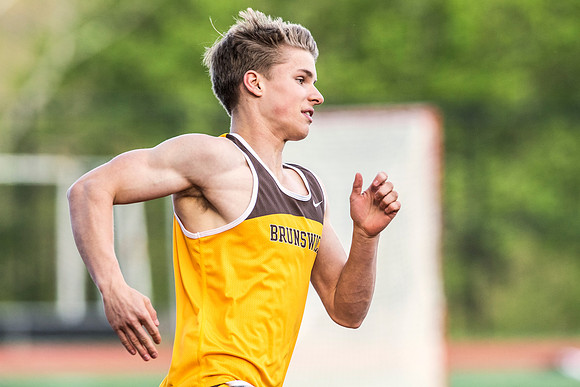 trackfield_2017-05-02_dburns_8221