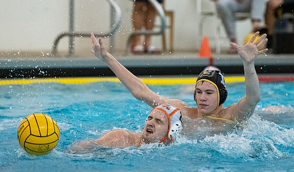 waterpolo_liquidfour19_gm3_dburns_1391