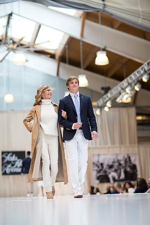 fashionshow19_runway_mk_0145