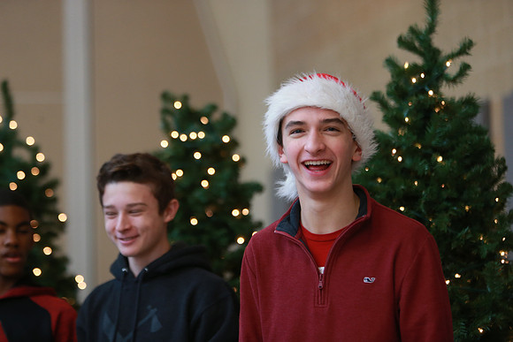 holidayassembly19_mkras_0168