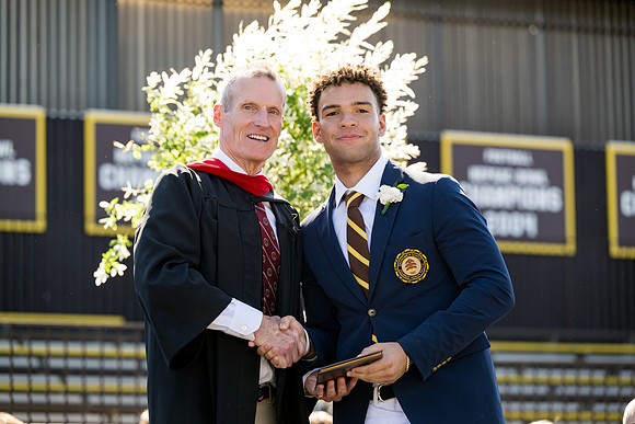 graduation24_diploma_ah_0387