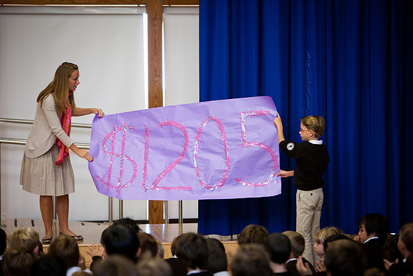 pay2wearpink_assembly_1538