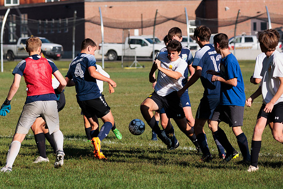 randolphvt2223_tripsoccerpre_game_bdf2_0040b