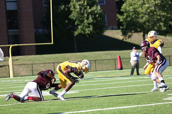 football_jv_2015-09-15_jfess_0751