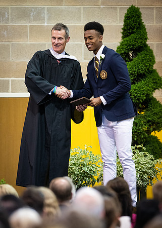 graduation19_wkl1_9936