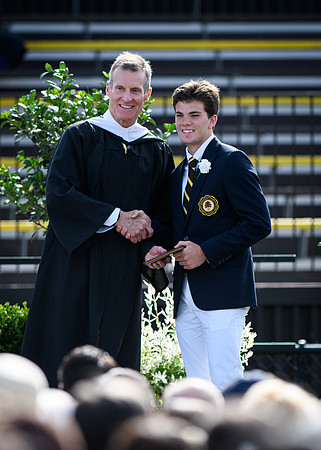 graduation22_diplomas_wkl_0796