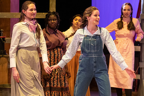 oklahoma_wintermusical_us_dburns_0263