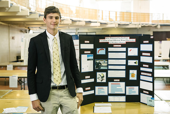 sciencefair19_ah_0012_1