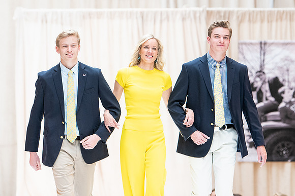 fashionshow19_runway_wkl_1263