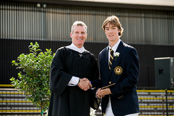 graduation22_diplomas_ah_0228