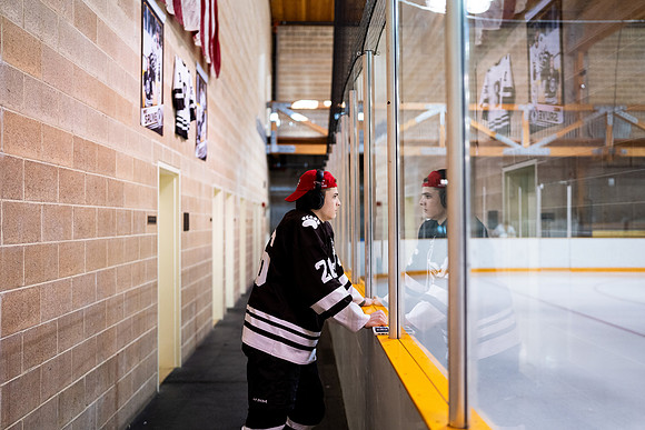 hockey_2022-03-02_nepsihaquarter_jk_3849