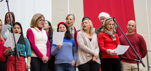 holidayassembly_all_jfess_3081