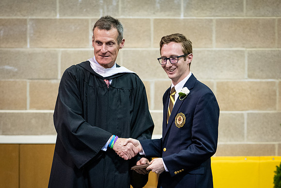 graduation19_wkl1_9636