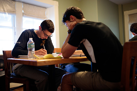 randolphvt1819_trip01_studyhall_bdf_3655