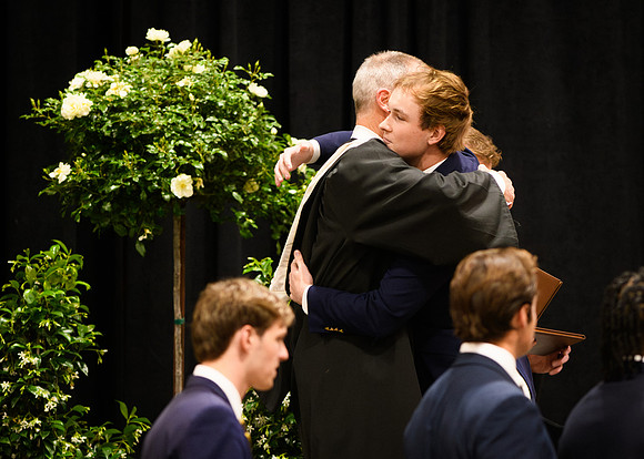 graduation25_diploma_wkl1_4573