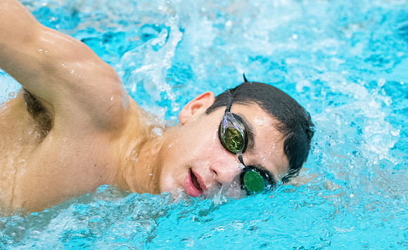 swimming_2016-01-06_dburns_3482