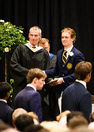 graduation25_diploma_wkl1_4577-2
