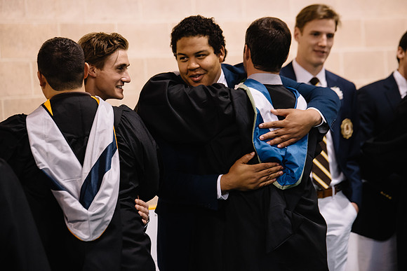 graduation16_hp_9726