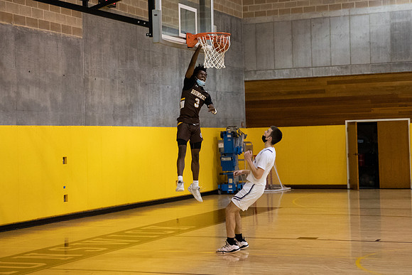 basketball_2021-12-10_gh_0053