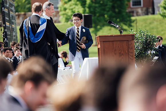 graduation22_diplomas_jk_7660