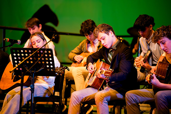 holidayconcert24_us_ah_0359