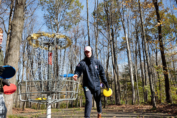 randolphvt1819_trip03_discgolf_bdf_1130