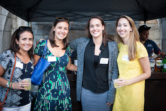 alum_nyc_summersocial14_mkras_0088