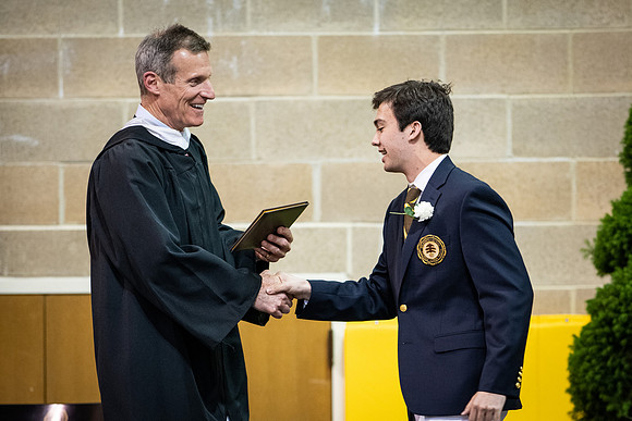 graduation19_wkl1_9881