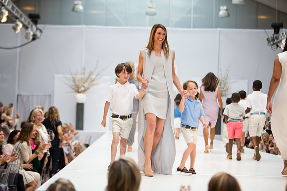 fashionshow17_runway_mkras_0498