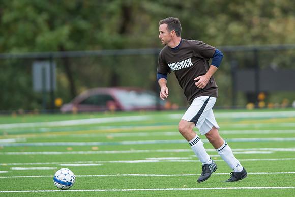 alumni_soccer16_db_7844
