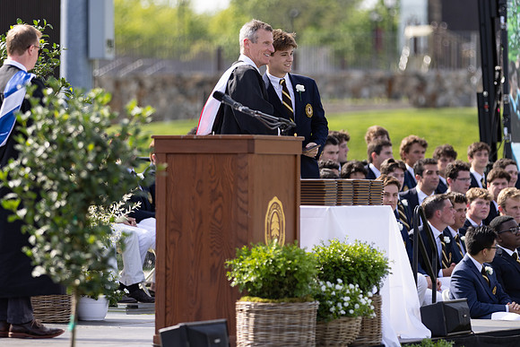 graduation22_diplomas_gh_0608