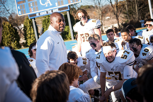 football_nepsac16_wkl_3914
