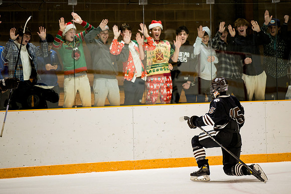 hockey_2024-12-14_ah_0282
