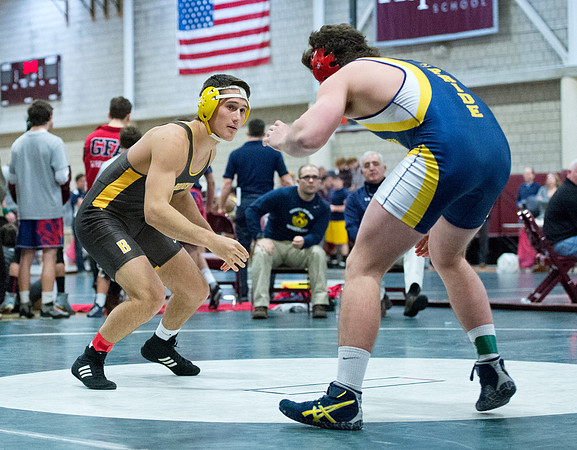 wrestling_wneiswa_champs_dburns_7564