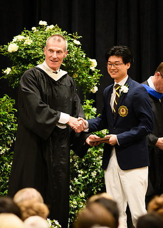 graduation25_diploma_wkl1_5005