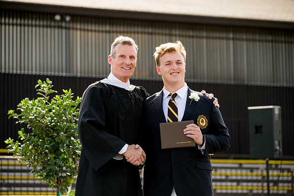 graduation22_diplomas_ah_0248