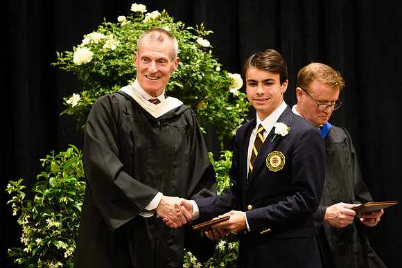 graduation25_diploma_wkl1_4665
