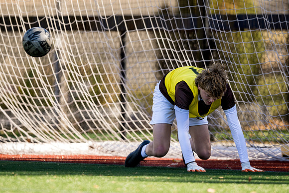 soccer_jv_2024-11-02_ah_0323