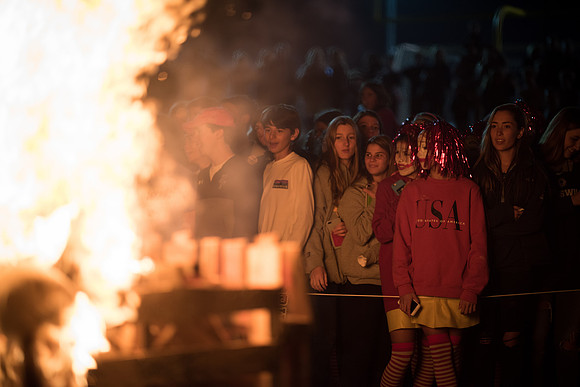 hc17_bonfireworks_wkl_2137