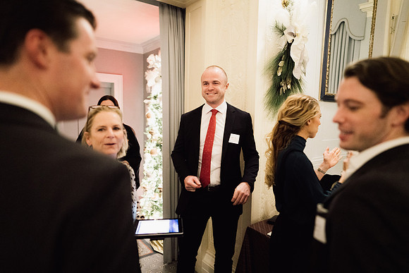 alumni_holidayparty19_jk_2818
