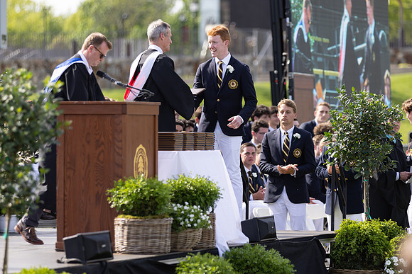 graduation22_diplomas_gh_0629