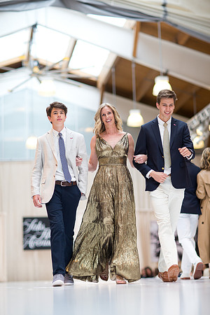 fashionshow19_runway_mk_0155