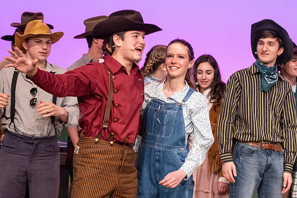 oklahoma_wintermusical_us_dburns_9265